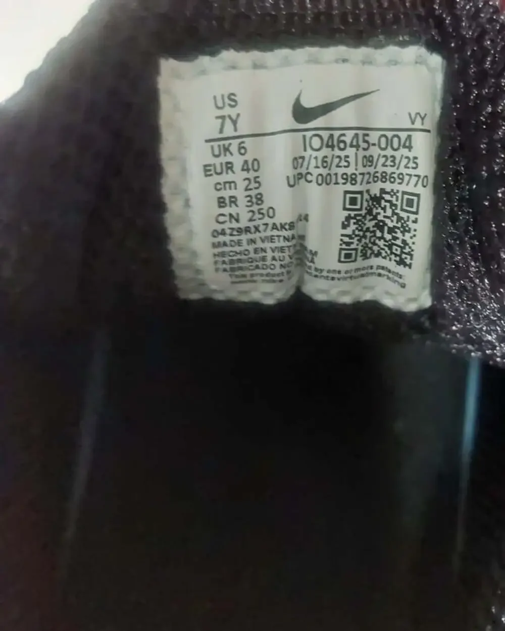 Nike Shox TL GS Sneakers Kids 7Y Fits Mens 7 Womens 8.5 Black Crimson IO4645-004
